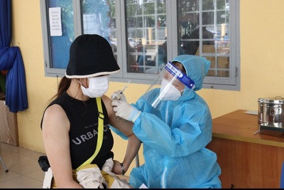 TP Hồ Chí Minh tổ chức tiêm chủng vaccine phòng Covid-19 từ ngày 1 đến ngày 15/9