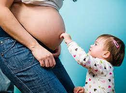 Bộ Y tế đề xuất: Thưởng gần 9 triệu đồng cho phụ nữ sinh con thứ hai