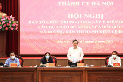 Mỗi năm Đảng bộ TP Hà Nội kết nạp trên 12.000 đảng viên mới