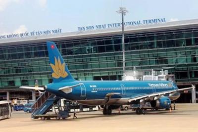 Dịch Covid-19 diễn biến phức tạp, giảm tần suất chuyến bay đến TP Hồ Chí Minh