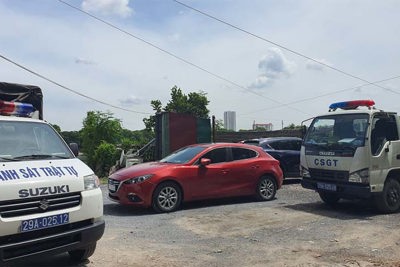 Quận Hoàng Mai: Đóng cửa bãi xe không phép tại bán đảo Linh Đàm