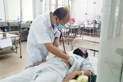 Hàng trăm trường hợp nhập viện vì sốt xuất huyết, nhiều người sợ Covid-19 không dám đi khám