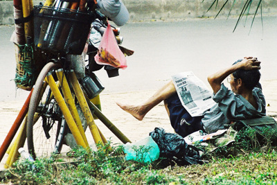 Lắng đọng “Những người sống bên tôi”