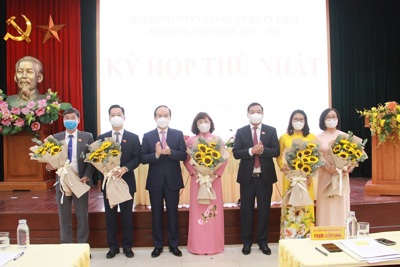 Kỳ họp thứ Nhất, HĐND quận Hoàn Kiếm khóa XX bầu các chức danh lãnh đạo của HĐND, UBND quận