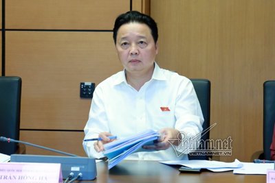 Bộ trưởng Trần Hồng Hà muốn "nói hết" về nhận chìm