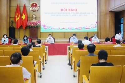 Các ứng cử viên đại biểu HĐND TP Hà Nội khoá XVI tiếp xúc cử tri quận Ba Đình