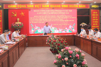 Phó Bí thư Thành ủy Nguyễn Văn Phong: Huyện Thanh Oai cần gắn trách nhiệm nêu gương của người đứng đầu trong phòng, chống dịch