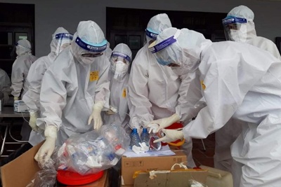 Bộ Y tế chi viện 300 nhân lực tới tâm dịch Bắc Giang hỗ trợ test nhanh