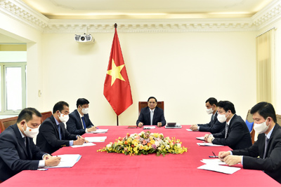 Thủ tướng Phạm Minh Chính điện đàm với Thủ tướng Pháp Jean Castex