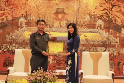 Đoàn Viện Kiểm sát nhân dân tỉnh Luang Prabang thăm và làm việc với HĐND TP Hà Nội