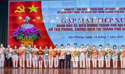 Hải Phòng cử hơn 100 y bác sĩ lên đường hỗ trợ TP Hồ Chí Minh chống dịch Covid-19