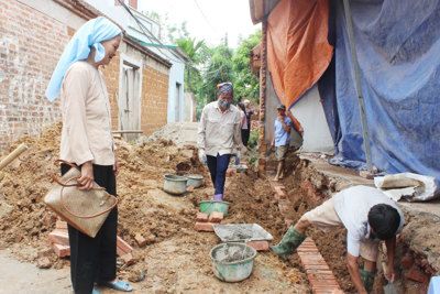 Xã Cần Kiệm, huyện Thạch Thất: Người dân dỡ nhà hiến đất làm đường