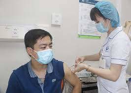 Phân bổ, tổ chức tiêm vaccine để đạt miễn dịch cộng đồng trong thời gian sớm nhất tại khu vực TP Hồ Chí Minh