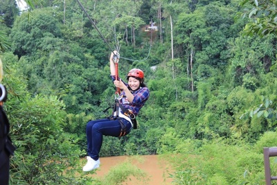 Phiêu lưu trò đu dây mạo hiểm ở rừng Madagui