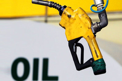 Giá dầu trượt dài do nhu cầu của Trung Quốc giảm mạnh