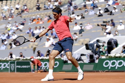 Vòng 1 Roland Garros 2021: Federer trở lại ấn tượng