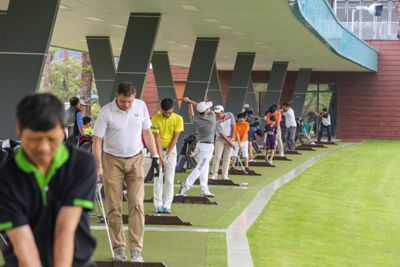 Từ 12 giờ ngày 13/5: Hà Nội tạm dừng hoạt động sân golf, hoạt động thể thao đông người