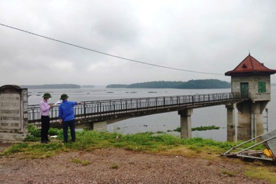 Hà Nội: Nỗi lo an toàn hồ đập trước mùa mưa lũ