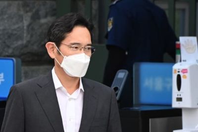 Toàn cầu "khát" chip, người thừa kế Samsung được mãn hạn tù