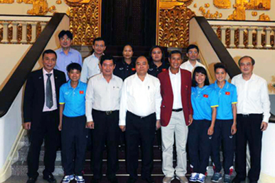 Thủ tướng biểu dương tuyển Bóng đá nữ Việt Nam