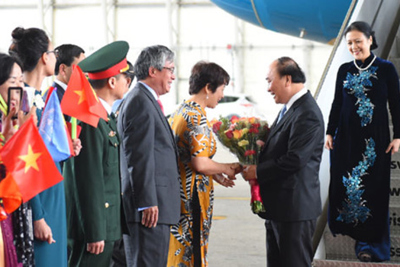Thủ tướng Nguyễn Xuân Phúc tới New York, bắt đầu chuyến thăm Hoa Kỳ