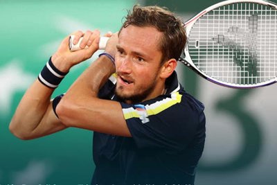 Vòng 3 Roland Garros 2021: Zverev, Medvedev thể hiện đẳng cấp