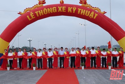 Chính thức thông xe kỹ thuật dự án đường giao thông nối TP Sầm Sơn với Khu kinh tế Nghi Sơn