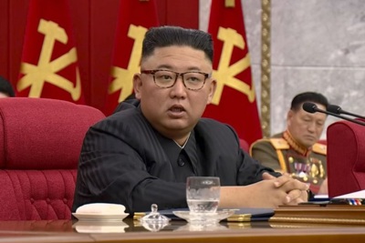 Đằng sau hình ảnh ông Kim Jong Un "tiều tụy" khiến người dân xót xa