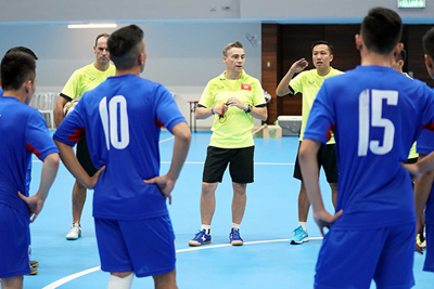 Tuyển Futsal Việt Nam lên đường tham dự Asian Indoor Games 2017