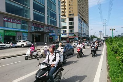 Hà Đông, vẫn nhiều người vi phạm quy định về giao thông