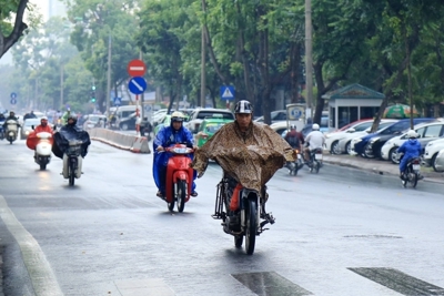 Ngày 9/7, Hà Nội tiếp tục mưa rào và dông