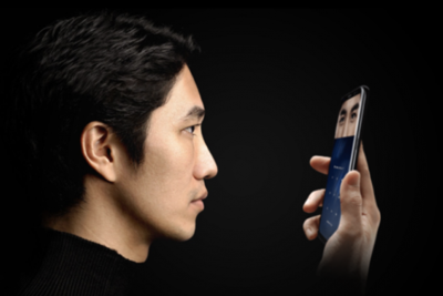 Bảo mật mống mắt của Galaxy S8 có thể phá bằng... hồ dán