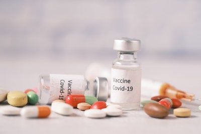 Tiềm năng vaccine dạng uống trong trận chiến chống Covid-19