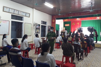 Nghệ An: Tăng cường kiểm soát phòng dịch tại điểm cấp căn cước công dân
