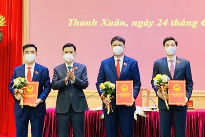 Ông Nguyễn Việt Hà giữ chức Chủ tịch HĐND quận Thanh Xuân khóa VI