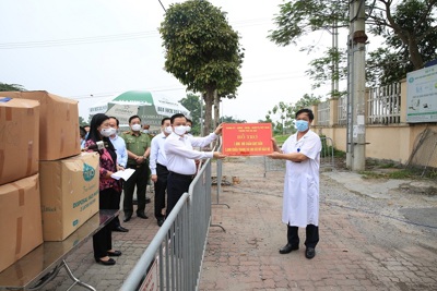 Bí thư Thành ủy Hà Nội Đinh Tiến Dũng: Huyện Đông Anh đã chủ động, thể hiện sự bình tĩnh trong phòng, chống Covid-19