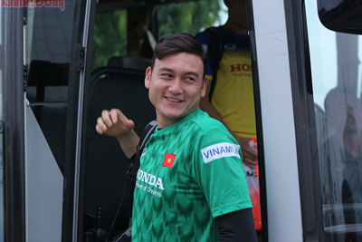 Văn Lâm bất ngờ bị loại khỏi ĐT Việt Nam tham dự vòng loại World Cup 2022