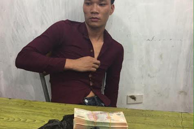 Đồn Biên phòng Tân Thanh bắt giữ đối tượng vận chuyển tiền giả