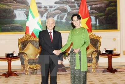 Tổng Bí thư hội kiến với Cố vấn Nhà nước Myanmar Aung San Suu Kyi