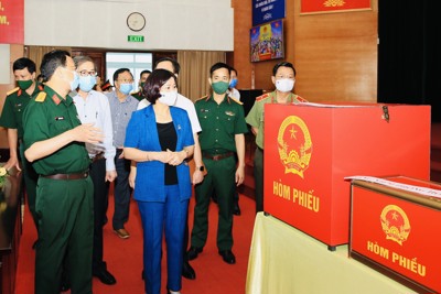 Phó Bí thư Thường trực Thành ủy Nguyễn Thị Tuyến: Quận Ba Đình cần đảm bảo an toàn tuyệt đối cho ngày hội của toàn dân