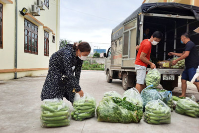 Bắc Giang: Ba mẹ con nấu hàng nghìn suất ăn miễn phí cho lực lượng chống dịch