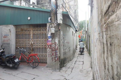 Tại phường Vĩnh Hưng, quận Hoàng Mai: Người dân đằng đẵng ngóng sổ đỏ