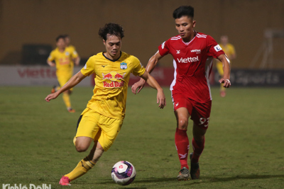Chủ tịch CLB Hải Phòng đề xuất tổ chức "chung kết V-League 2021", HLV Trương Việt Hoàng cho rằng có lợi cho cả HAGL và Viettel