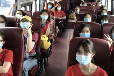Đoàn 350 cán bộ, sinh viên Đại học Y Hà Nội đến Bình Dương hỗ trợ chống dịch