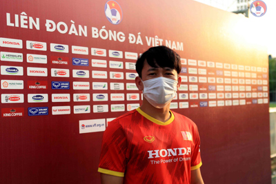 Tiền vệ Minh Vương: "Chưa nghĩ sẽ được đi UAE, nhớ nhất bàn thắng vào lưới Hàn Quốc"