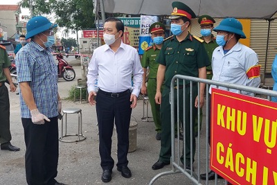 Phó Chủ tịch UBND TP Chử Xuân Dũng: Huyện Thường Tín khẩn trương xét nghiệm tại ổ dịch xã Tô Hiệu, giảm phạm vi phong tỏa