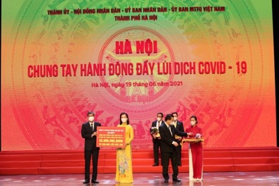 Thêm 55 tỷ đồng ủng hộ Hà Nội mua vaccine ngừa Covid-19 từ Tập đoàn Sun Group