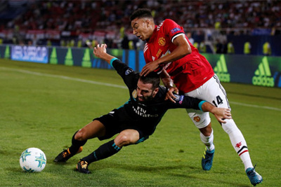 Real Madrid buộc MU thua tâm phục khẩu phục