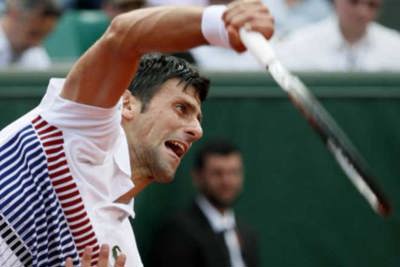 Roland Garros: Murray thắng dễ, Djokovic chật vật vào vòng 4