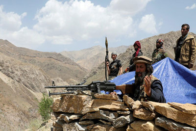 Taliban kiểm soát thêm nhiều thành phố, Afghanistan đối mặt cuộc nội chiến kéo dài